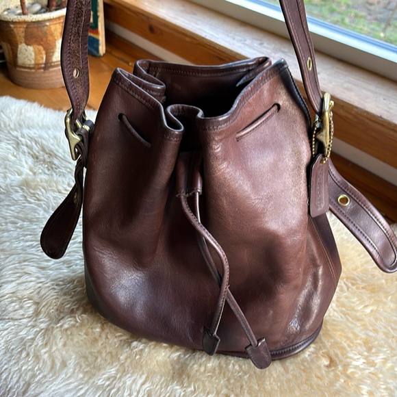 Vintage Coach Legacy Drawstring Bucket Crossbody - Picture 3 of 15